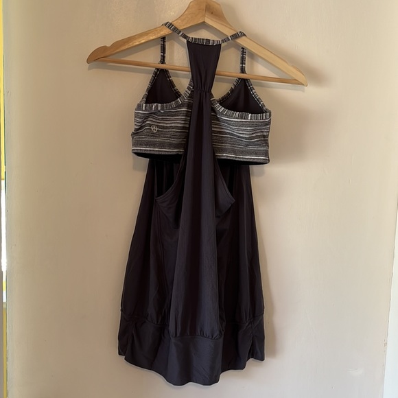 Lululemon No Limits Tank size 6 - Picture 2 of 11
